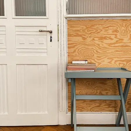 Vintage Opera Apartment *
