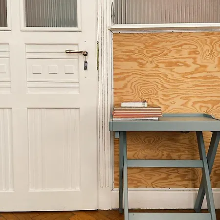 Vintage Opera Apartment *